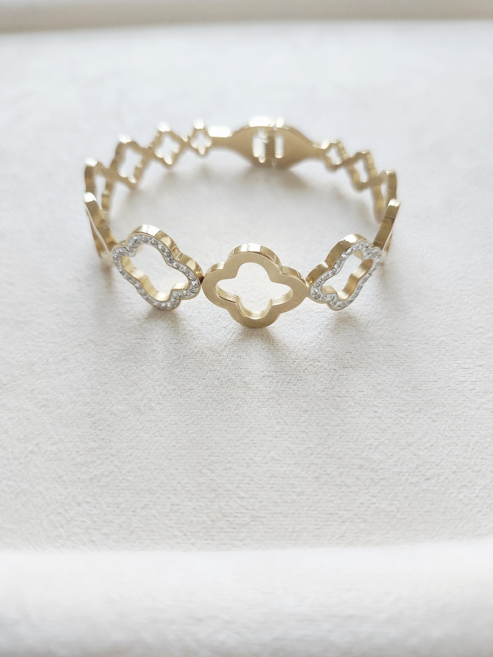 Gold Tone Open Clover Bangle Bracelet Crystal Pave Accents Hinged